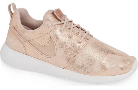 nike schuhe rosegold|amazon nike rose gold.